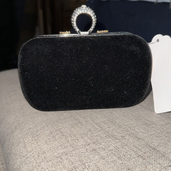 NWT Dayana Fontana NYC Clutch has a Strap it's more wristlet. - Picture 2 of 3